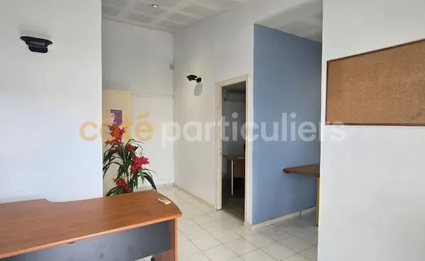Bureau 43 m²