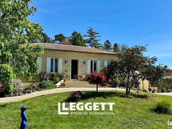 Maison 9 pièces 226 m²