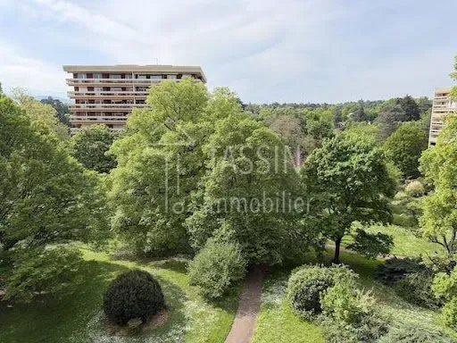 Appartement 6 pièces 143 m²