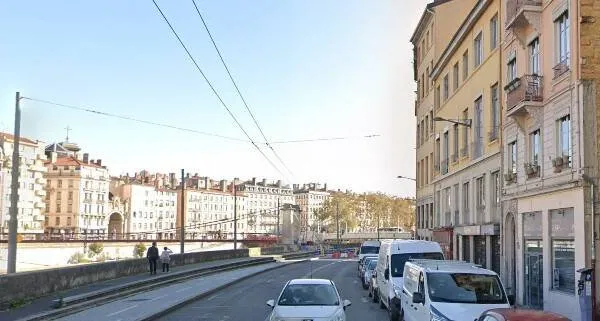 Fonds de commerce 287 m²