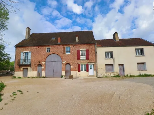18 KM DE BEAUNE EST Propriété de caractère avec 2 hectares de