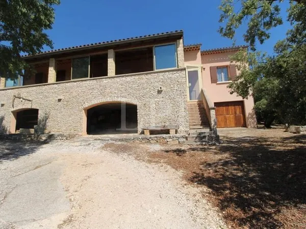 Maison 5 pièces 177 m²