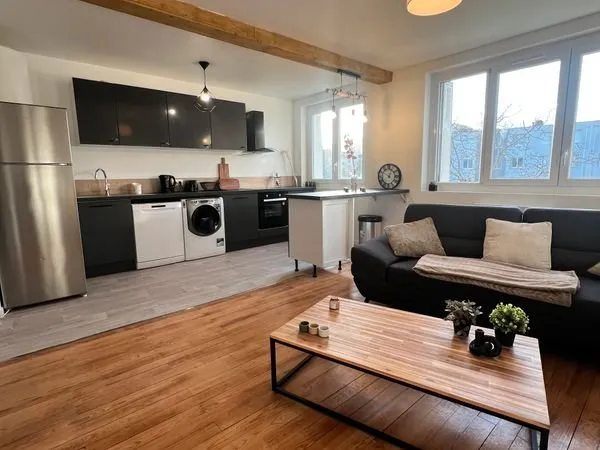 Chambre en colocation meublée - appart refait à neuf - Montjuzet