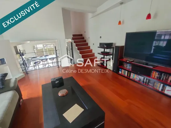 Charmant Duplex avec Jardin et Garage  À Découvrir Sans Tarder !