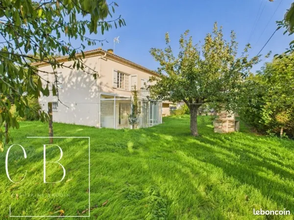Maison 6 pièces 100 m²