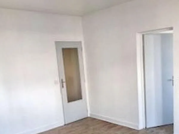 F2 47M2 petite residence, faibles charges
