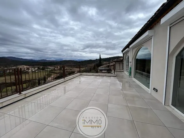 Propriété de caractère de 240 m2 avec vue panoramique - Châ