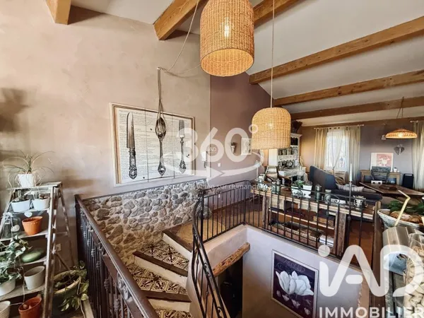 Maison 8 pièces 177 m²