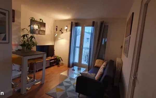 CHAMBRE À LOUER 3 minutes à pieds de la Gare de MASSY - PALAISEAU