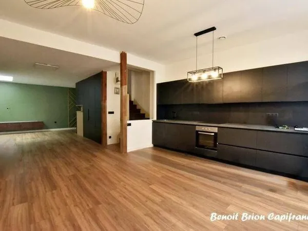 Maison 6 pièces 148 m²