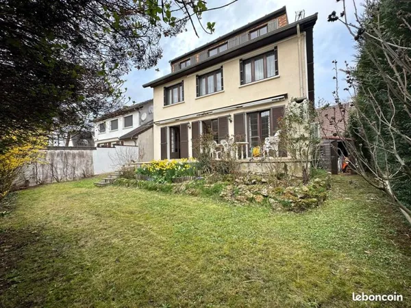 Maison familiale 120 m² - 5 chambres - jardin plein sud - impasse calme