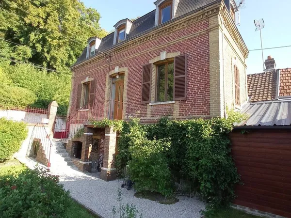 Maison 5 pièces 90 m²