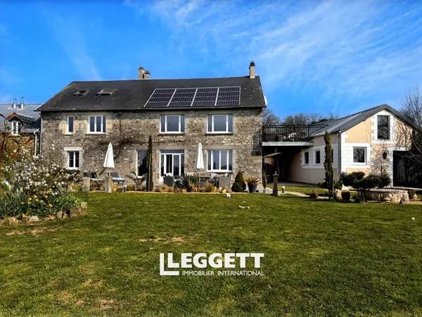 Maison 19 pièce(s), SAINT-CALAIS-DU-DÉSERT
