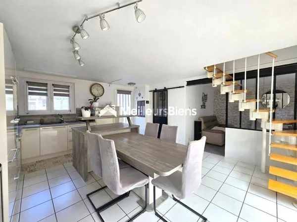 Maison 5 pièces 100 m²