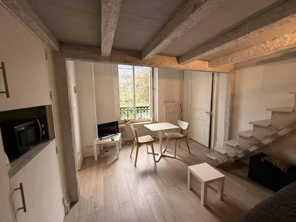 Studio 1 pièce 17 m²