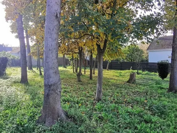 Terrain 720 m²