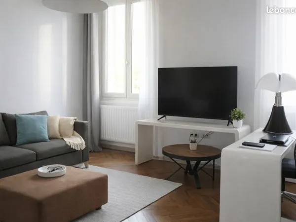 Appartement 3 pièces - 90 m² - Centre-ville - Ascenseur - Parking
