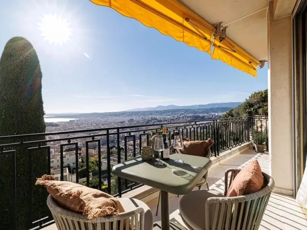 NICE MONT ALBAN - 4 PIECES - VUE MER PANORAMIQUE - TERRASSE - GARAGE