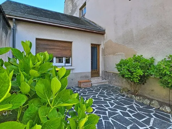 Maison 10 pièces 270 m²
