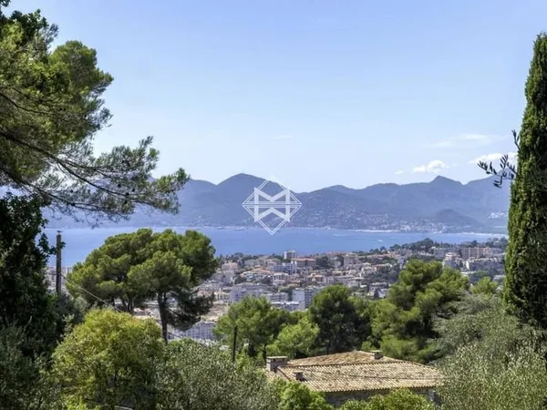 Terrain 3106 m²