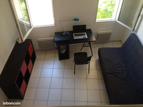 Studio meublé