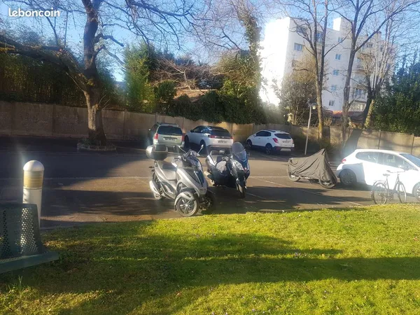 Parking securise cauderan