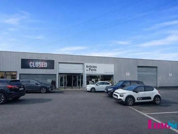 Local commercial 190 m²