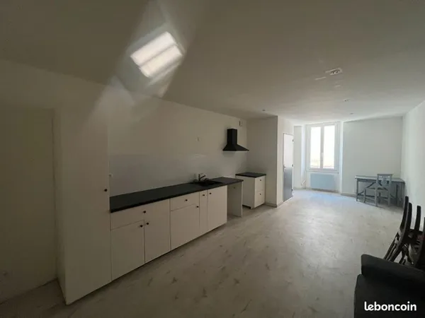 Maison 3 pièces 90 m²