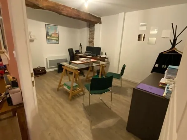 Local professionnel 115 m²