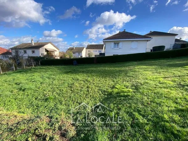 Terrain 413 m²
