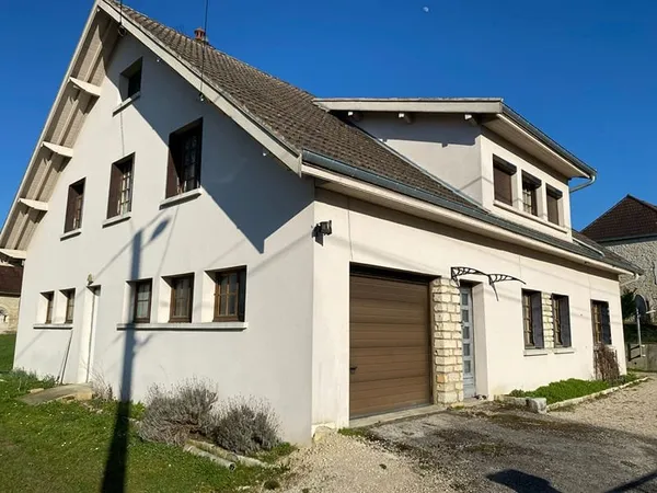 Maison à Villers-Farlay