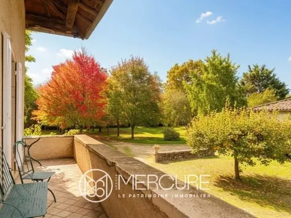 SUD BOURGOGNE - Propriété au coeur d'un parc clos