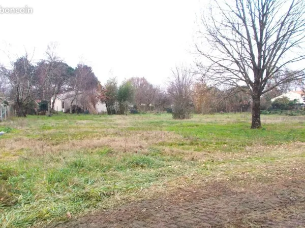 Terrain 700 m² ARVERT