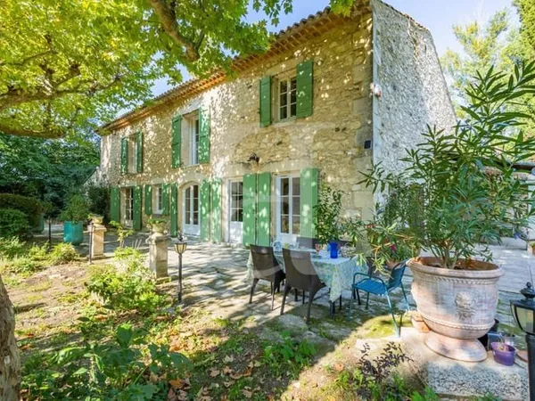 L'esprit d'un mas Provençal revisité - Région Eygalières