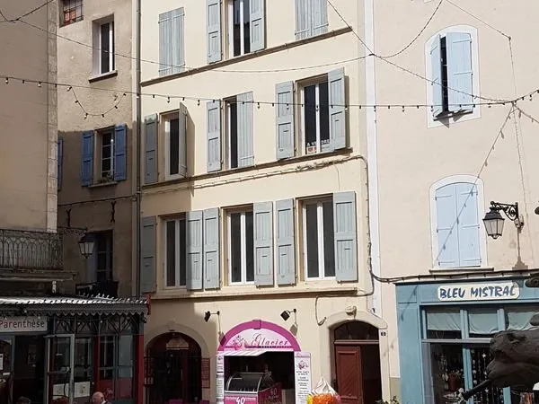 Appartement 2 pièces 49M2 plein centre de Forcalquier