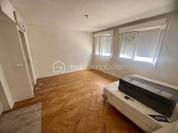 Studio 1 pièce 21 m²