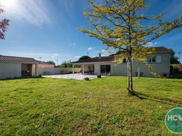 Villa 6 pièces avec piscine proche de La Ramée !