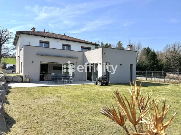 Maison 6 pièces 190 m²
