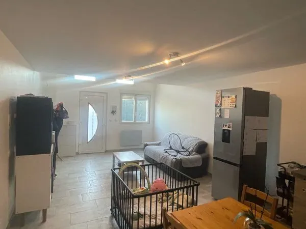 Pavillon maison f4 t4 cours privative en 50 m² et parking juste devant