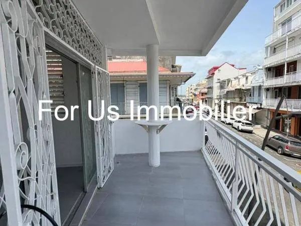 Appartement 3 pièces 100 m²