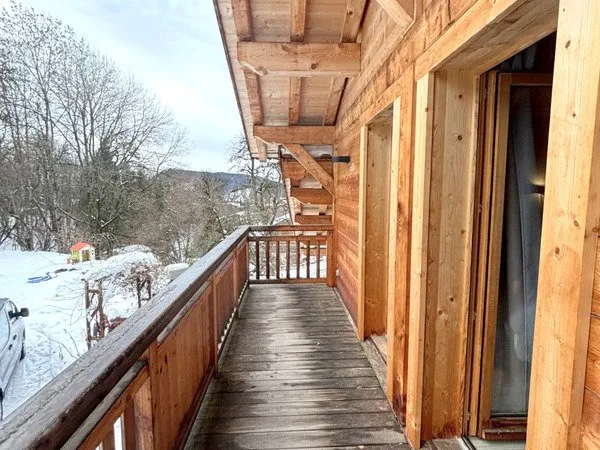 CHALET - 173m2 - sur TERRAIN de 1064m2