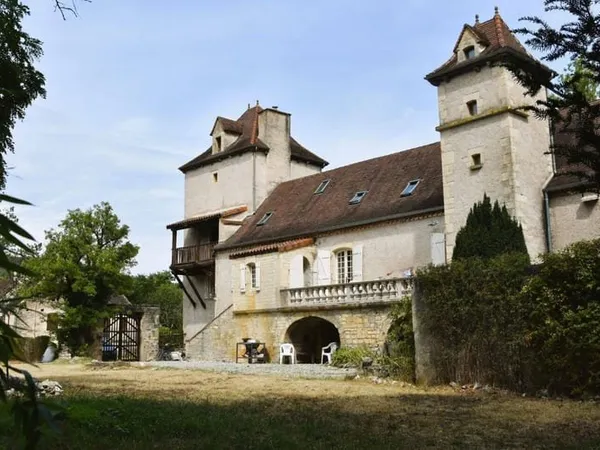 Maison 10 pièces 280 m²