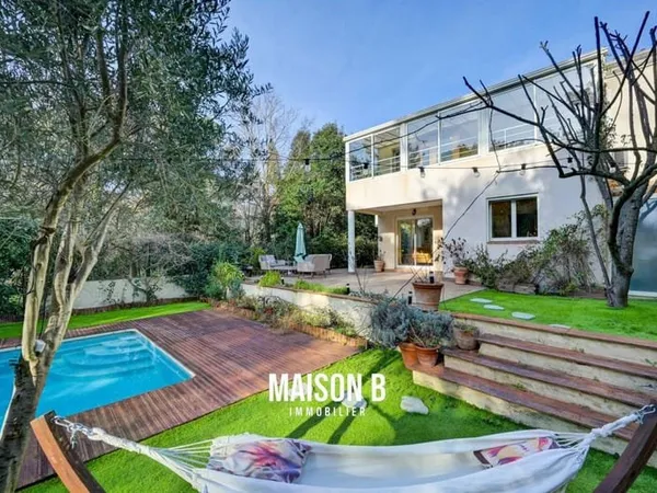 Maison 6 pièces 150 m²
