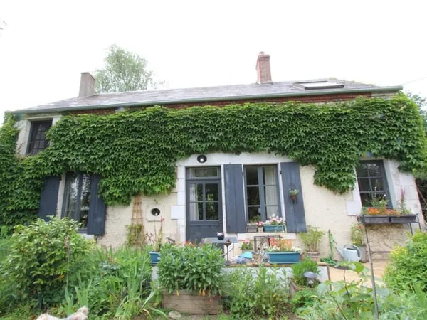 Charmante maison de 102m2 en campagne avec terrain et dépend