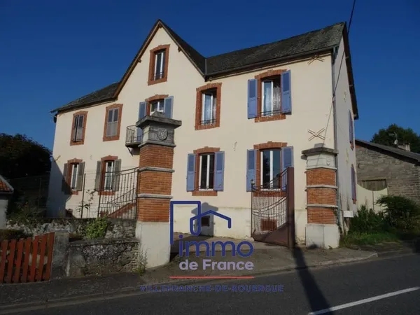 Maison 9 pièces 316 m²