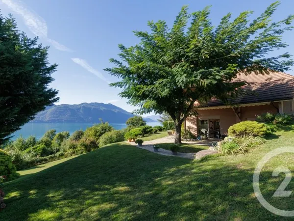 Maison 7 pièces 206 m²