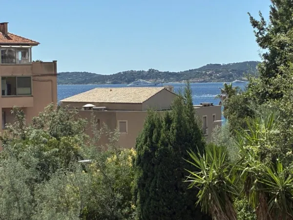 Villa vue mer plages et CV à pieds