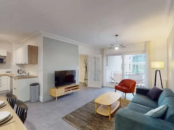 Appartement 6 pièces 108 m²