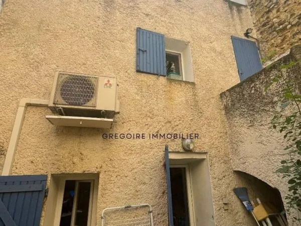 Immeuble de 3 lots dans le centre de la Tour d'Aigues