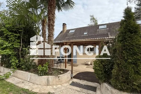 Maison Location Bretagnolles 5p 107m² 1200€